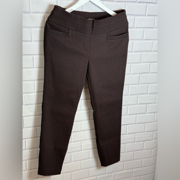 Maurices Women's Printed Slim stretch Pants - Size M Short - Picture 4 of 11